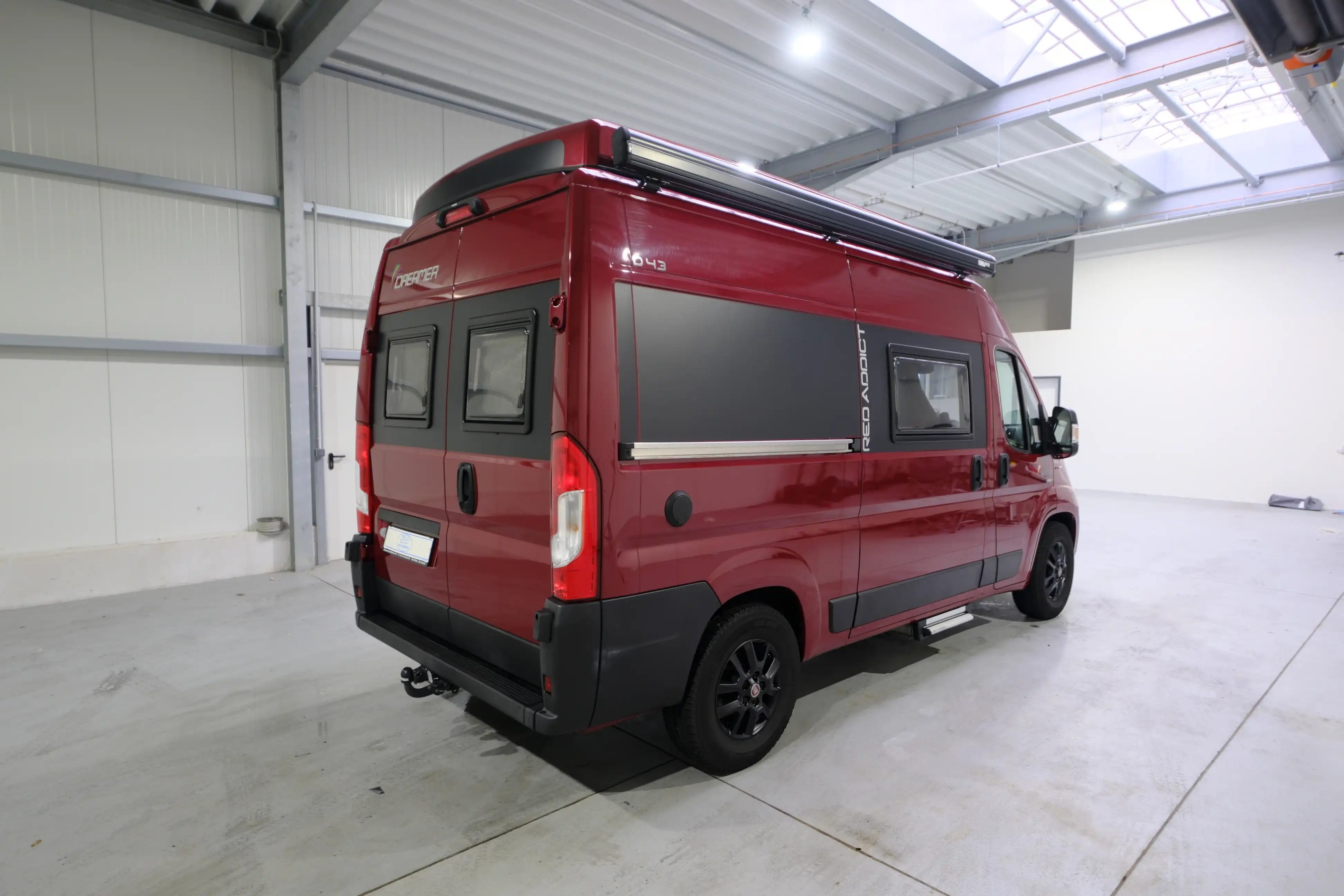 DREAMER D 43 Red Addict
